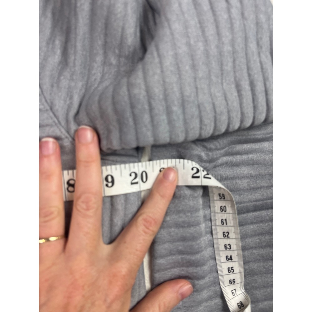 LL Bean Womens Gray Quilted Funnel Neck Pullover Sweatshirt 519210 Size S Reg - Picture 6 of 8